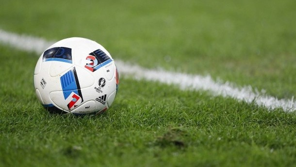 ball.jpg-FK HAINBURG