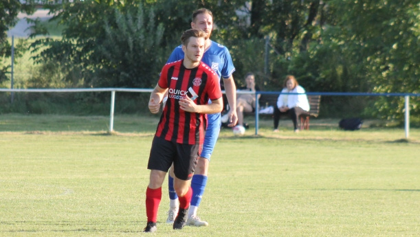 Andras Kalina_Spiel.JPG-FK HAINBURG